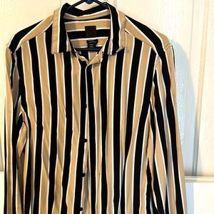 H&M bold striped button down shirt